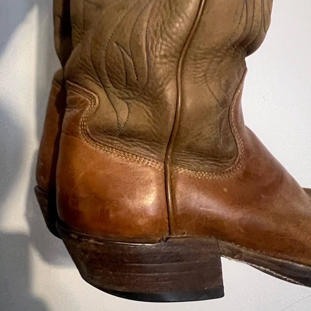Men's Tan Leather Cowboy Boots - Picture 5 of 6